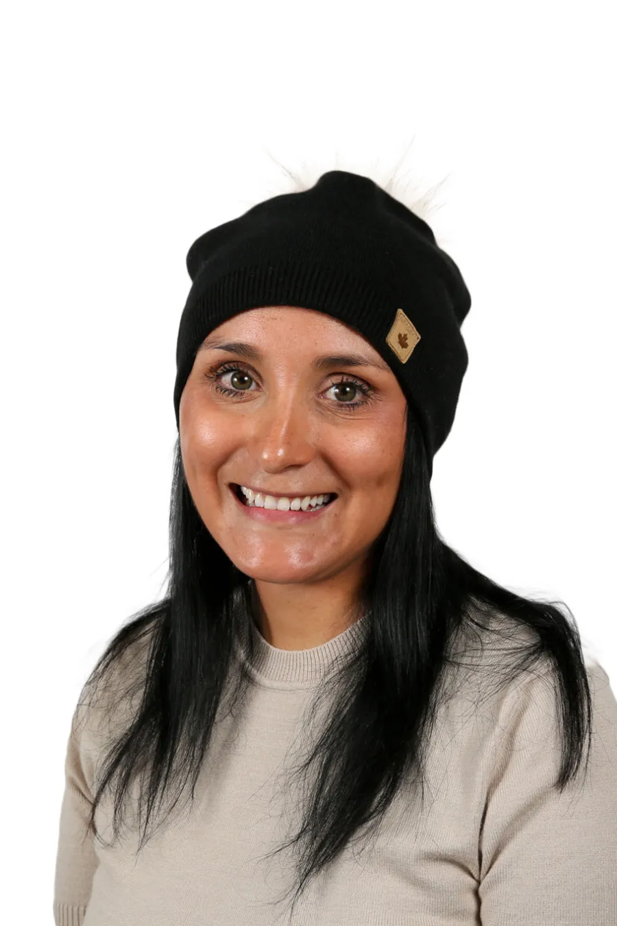 Tuque Noir avec pompom 2