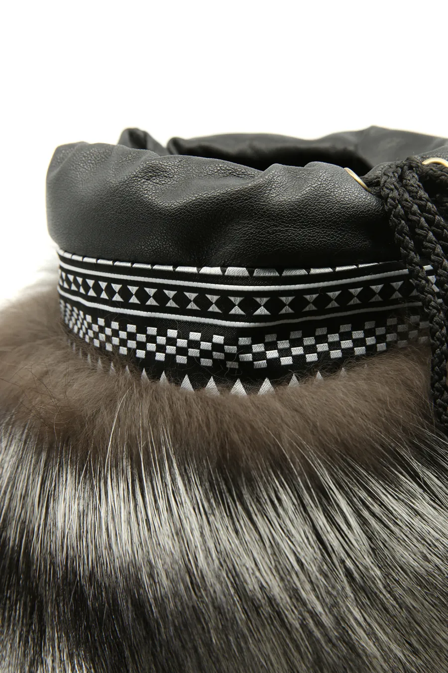 MCUIR AR detailles 4