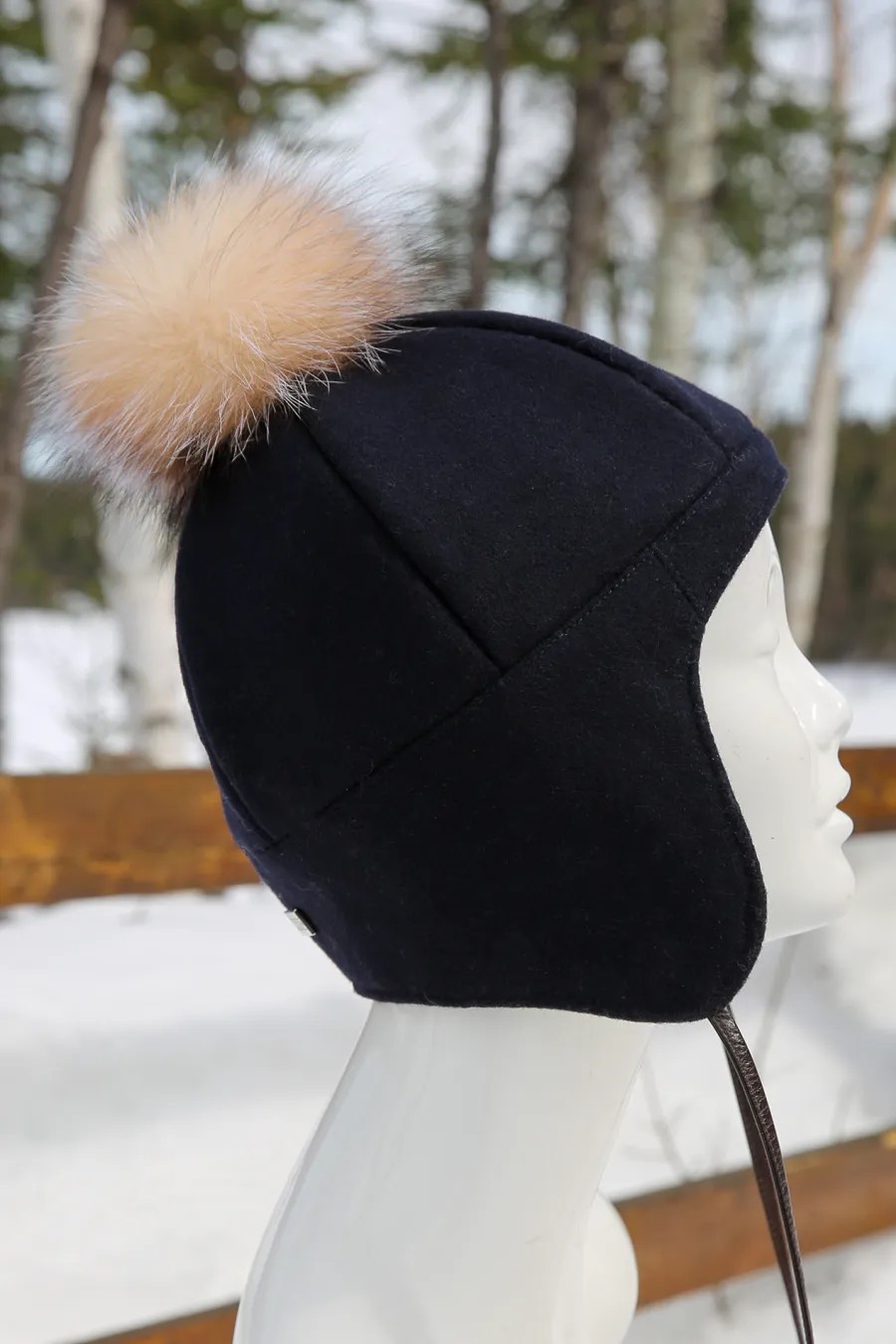 Tuque en lainage bleu Lifestyle 2