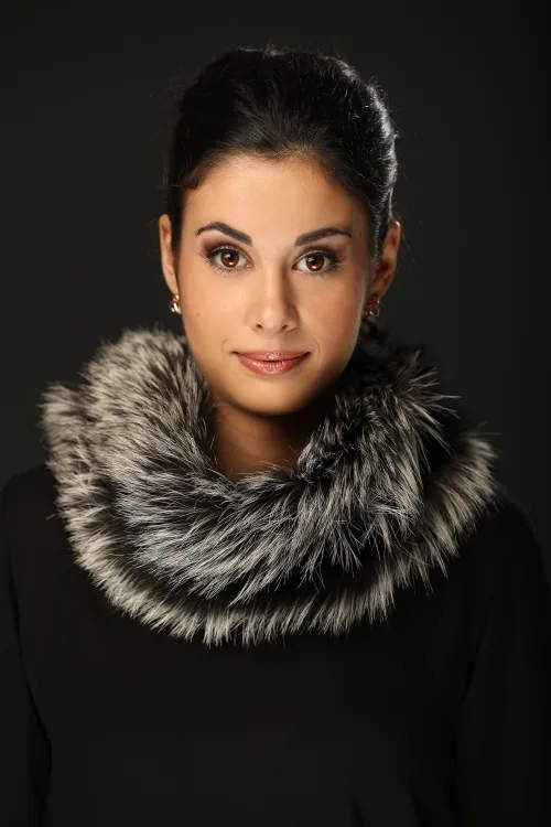 Infinity scarf Silver Fox & Black Beaver |  | BILODEAU Canada