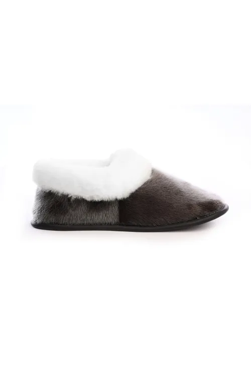 Pantoufles en Loup Marin naturel | Pantoufles et mules | BILODEAU Canada
