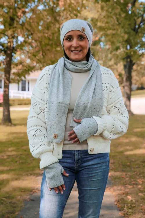 Set of toque, scarf and gloves | Tuques | BILODEAU Canada