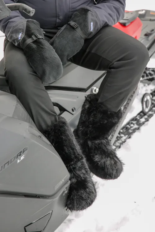 Black Beaver fur boots - Without Zipper - Standard Nakiuk | Women/Men | BILODEAU Canada