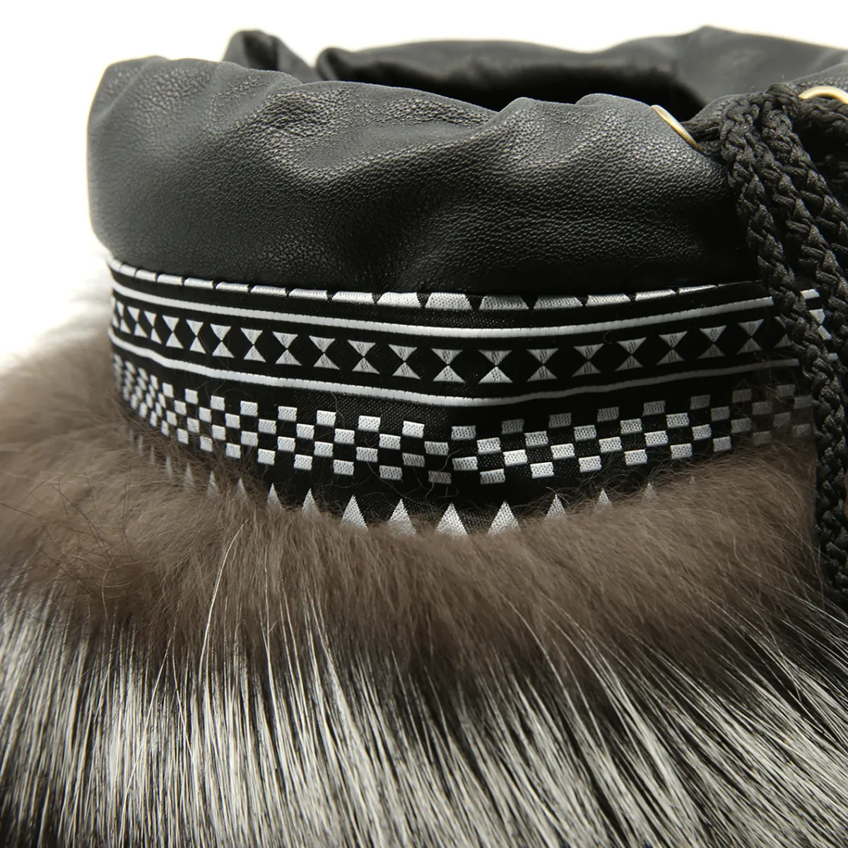 MCUIR AR detailles 4